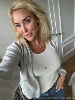 Lucyannebrooks OnlyFans Leaked Free Thumbnail Picture - #LforGQWI3Q