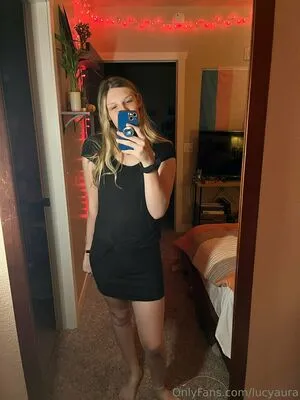 Lucyaura OnlyFans Leaked Free Thumbnail Picture - #C6rZz6KbAW