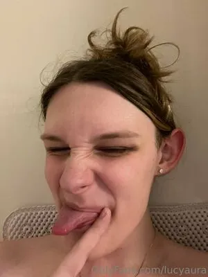 Lucyaura OnlyFans Leaked Free Thumbnail Picture - #qU5sD3hd89