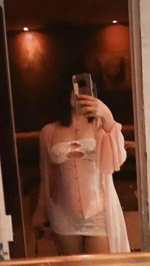 Lucybluish OnlyFans Leaked Free Thumbnail Picture - #27gr68dYte