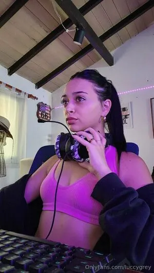 Lucygreyonly OnlyFans Leaked Free Thumbnail Picture - #4i0tNROeW2