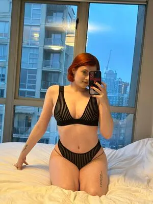 Lucyhuxley OnlyFans Leaked Free Thumbnail Picture - #z4WNQTqTyD