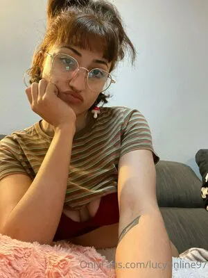 Lucyonline69 OnlyFans Leaked Free Thumbnail Picture - #NOok9YYKL9