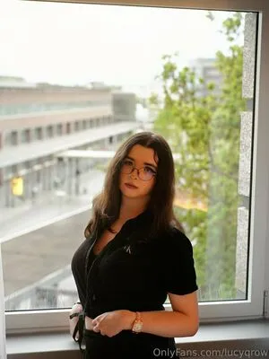 Lucyqrow OnlyFans Leaked Free Thumbnail Picture - #iGalV0ciOh