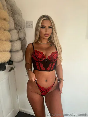 Lucyraerae OnlyFans Leaked Free Thumbnail Picture - #B6iJYXeWca