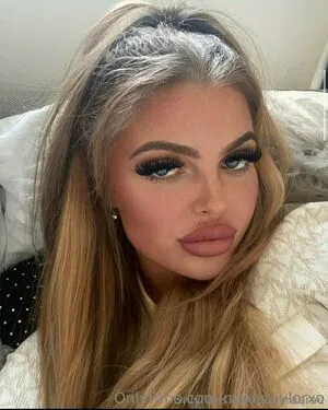 Lucyraerae OnlyFans Leaked Free Thumbnail Picture - #RKHi8x50p7