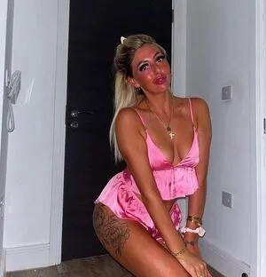 Lucyrebeccaofficial OnlyFans Leaked Free Thumbnail Picture - #C0Vh9MxyyU