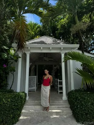 Lucys Closet OnlyFans Leaked Free Thumbnail Picture - #x0RKQZI6o7