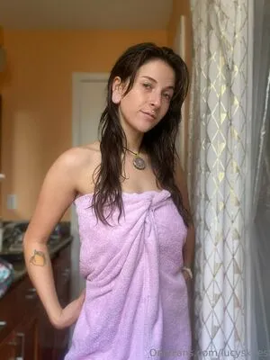 Lucyskyes OnlyFans Leaked Free Thumbnail Picture - #BmJTf2Dkdt
