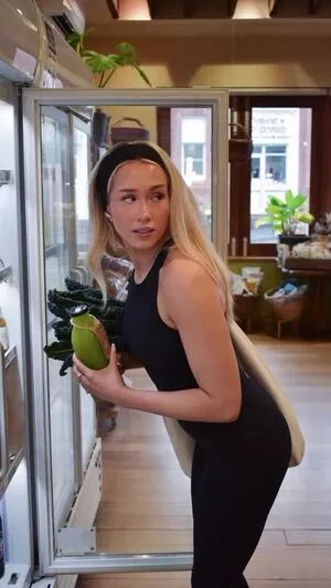 Lucyveia OnlyFans Leaked Free Thumbnail Picture - #fyKE4CQt22