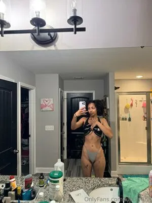 Luh Liyahh OnlyFans Leaked Free Thumbnail Picture - #smxAIrents