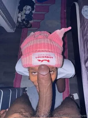 Luhved OnlyFans Leaked Free Thumbnail Picture - #1bEWnfWsno