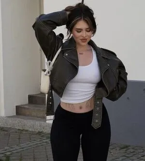 Luisa Frh OnlyFans Leaked Free Thumbnail Picture - #HVY5QVcaxF
