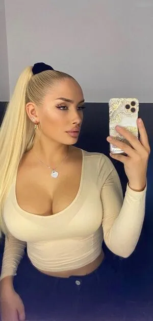 Luisa Llu Isaa OnlyFans Leaked Free Thumbnail Picture - #RNV9xsZFX3