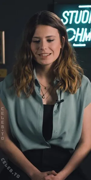 Luisa Neubauer OnlyFans Leaked Free Thumbnail Picture - #f7y4u2YORU