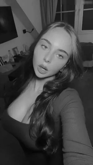 Luisa Senn OnlyFans Leaked Free Thumbnail Picture - #IVPi15ss95