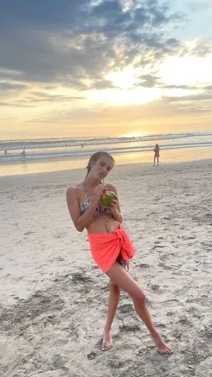 Luisasmiling OnlyFans Leaked Free Thumbnail Picture - #EsUePl2yJG
