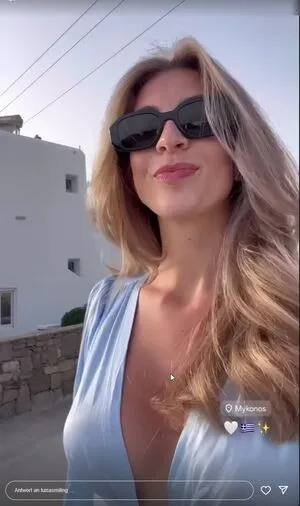 Luisasmiling OnlyFans Leaked Free Thumbnail Picture - #RzvgqD6MRb