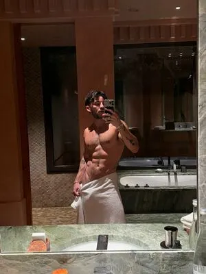 Luiscapecchi OnlyFans Leaked Free Thumbnail Picture - #cNtOMuIbMd