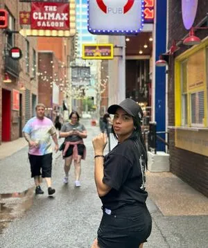 Luisianny Rondon OnlyFans Leaked Free Thumbnail Picture - #aTFlnleZAG
