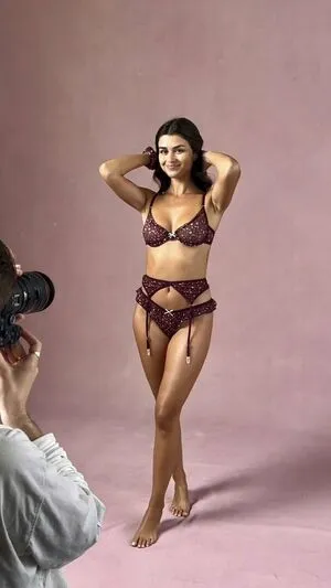 Luisinha Oliveira OnlyFans Leaked Free Thumbnail Picture - #OPOwY0QzWX