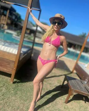 Luiza Possi OnlyFans Leaked Free Thumbnail Picture - #GTBwp6usqP
