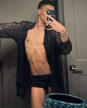 Lukababineaux OnlyFans Leaked Free Thumbnail Picture - #4w621aZ4Ni