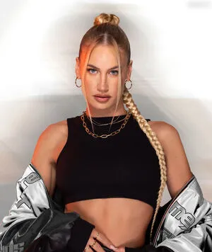 Lulu Lewe OnlyFans Leaked Free Thumbnail Picture - #9JZN6fH3Q1
