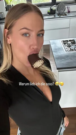 Lulu Lewe OnlyFans Leaked Free Thumbnail Picture - #H1w4FA0usr