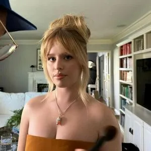 Lulu Wilson OnlyFans Leaked Free Thumbnail Picture - #1xdafagWiz