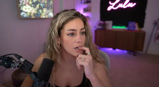 Lululuvely OnlyFans Leaked Free Thumbnail Picture - #6ekrBQarju