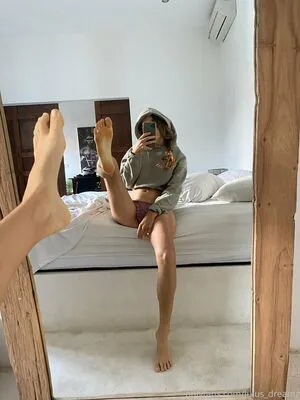 Lulus Dreamz OnlyFans Leaked Free Thumbnail Picture - #Bitn3PtJn1