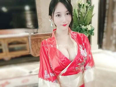 Lumanyu2233 OnlyFans Leaked Free Thumbnail Picture - #SpADVCiksN