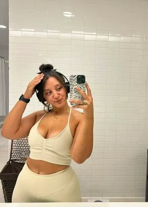 Luminouslindaa OnlyFans Leaked Free Thumbnail Picture - #JYvAYk3W4p