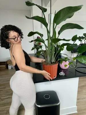 Luminouslindaa OnlyFans Leaked Free Thumbnail Picture - #kIggCOZfh4