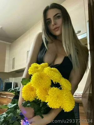 Luna Amor Amor OnlyFans Leaked Free Thumbnail Picture - #5DytyIrDpu