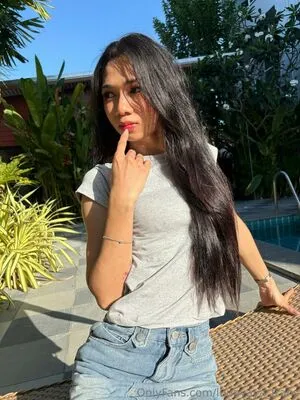 Luna Hakuna OnlyFans Leaked Free Thumbnail Picture - #iuCfRKg9Li