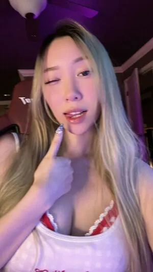 Luna Ly OnlyFans Leaked Free Thumbnail Picture - #CBqFnenPA4