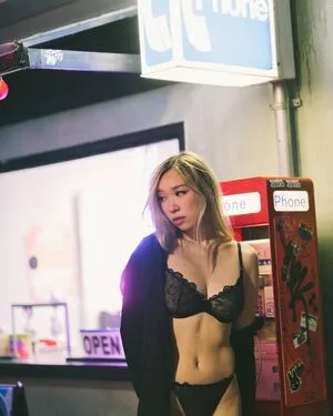 Luna Ly OnlyFans Leaked Free Thumbnail Picture - #DnXqN2L53x