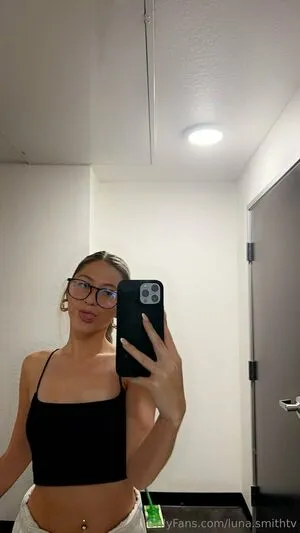 Luna Smithtv OnlyFans Leaked Free Thumbnail Picture - #3Bp7YL2kJ1