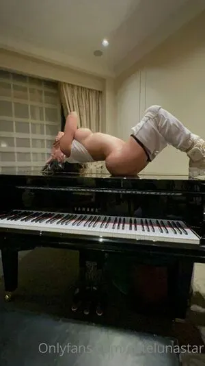 Luna Star OnlyFans Leaked Free Thumbnail Picture - #pybYOb17LG