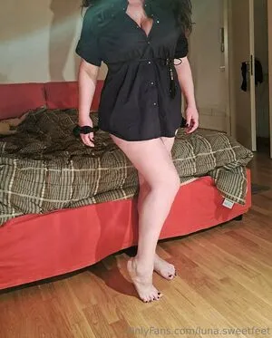 Luna Sweetfeet OnlyFans Leaked Free Thumbnail Picture - #1RUntkiZBo