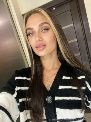 Luna Xxx Love OnlyFans Leaked Free Thumbnail Picture - #EyDullZkr3