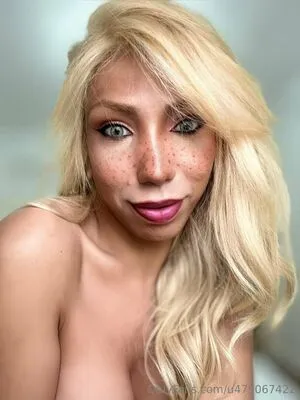 Luna20cm OnlyFans Leaked Free Thumbnail Picture - #aj4n5nqBgE