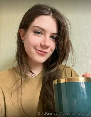 Lunabloomblonde OnlyFans Leaked Free Thumbnail Picture - #Efp8QDdcL4