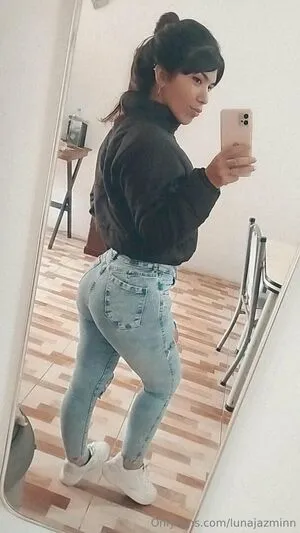 Lunajazminn OnlyFans Leaked Free Thumbnail Picture - #T5cL12icbN