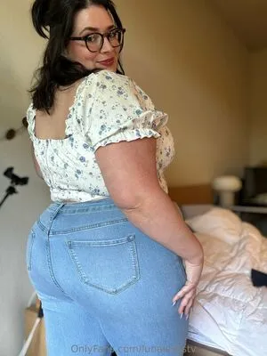 Lunalewistv OnlyFans Leaked Free Thumbnail Picture - #8HEDTgD1ia