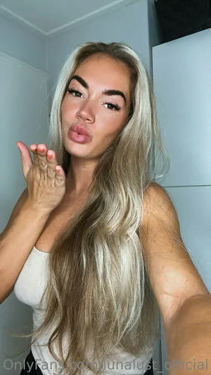 Lunalust Official OnlyFans Leaked Free Thumbnail Picture - #C0llEaM3jZ