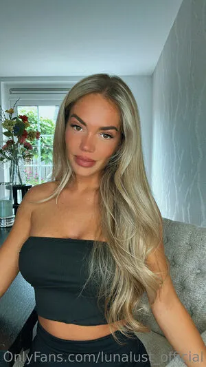 Lunalust Official OnlyFans Leaked Free Thumbnail Picture - #dzibAkojX0