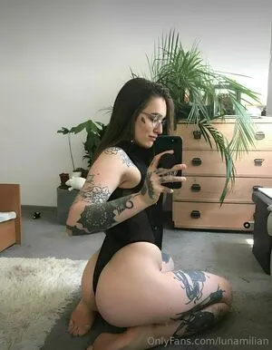 Lunamilian OnlyFans Leaked Free Thumbnail Picture - #5ohILxxNHS